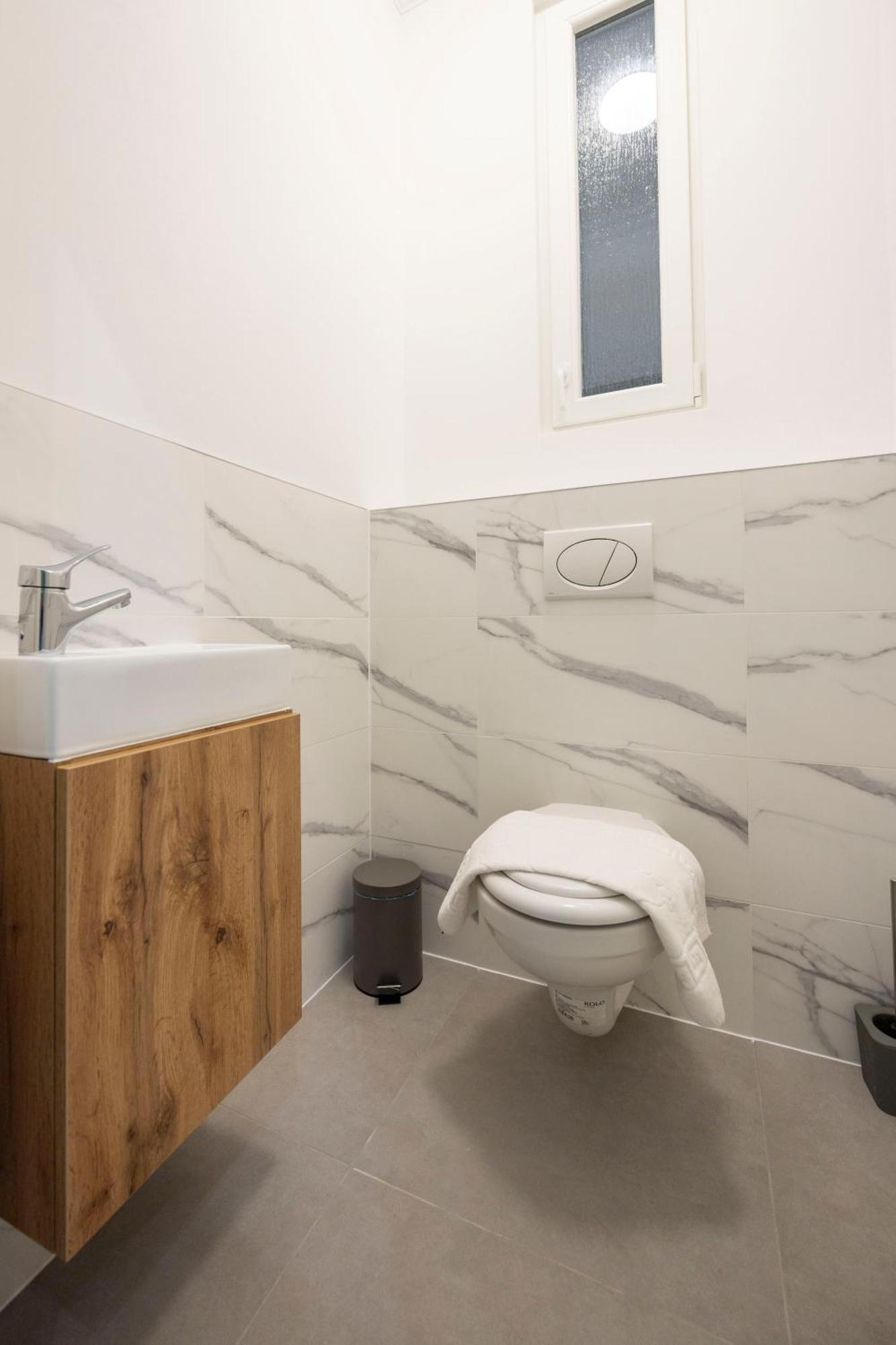 Deluxe Izabella Center With 4bedrm, 3bathrm Apartamento Budapest