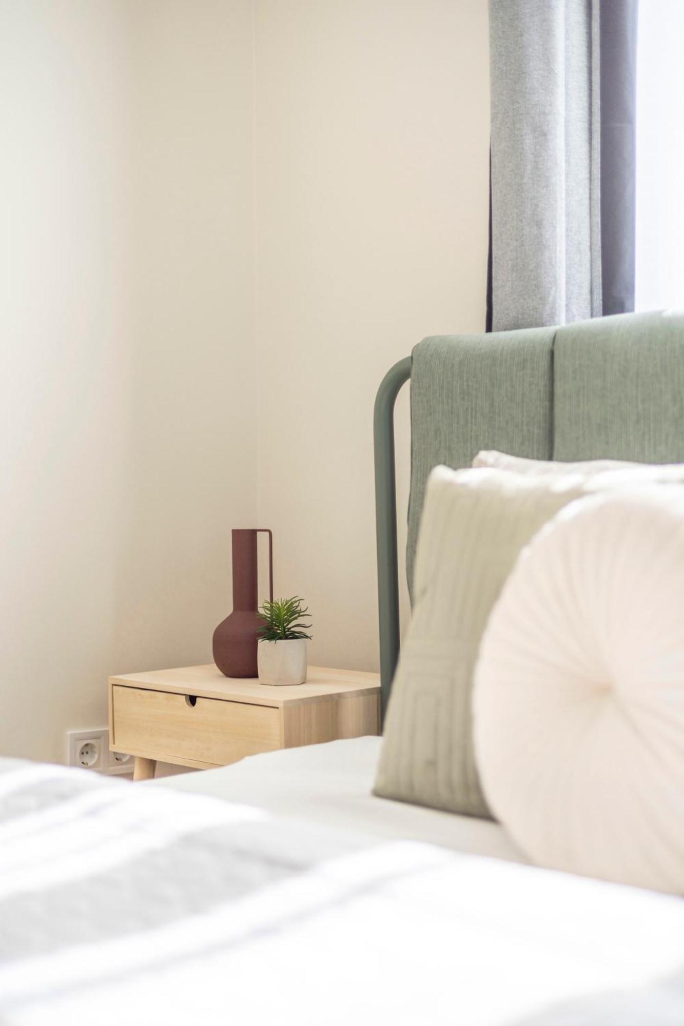 Apartamento Deluxe Izabella Center With 4bedrm, 3bathrm Budapest