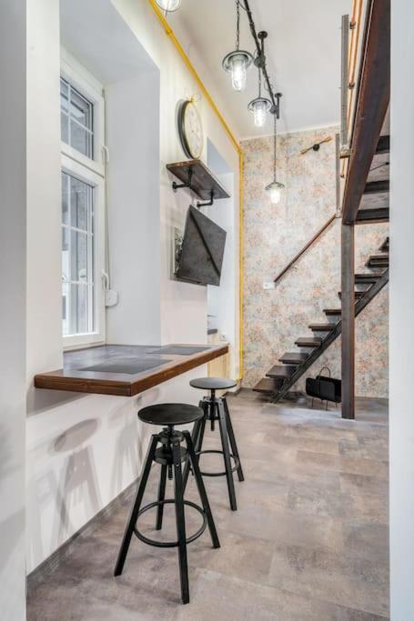 Loft *