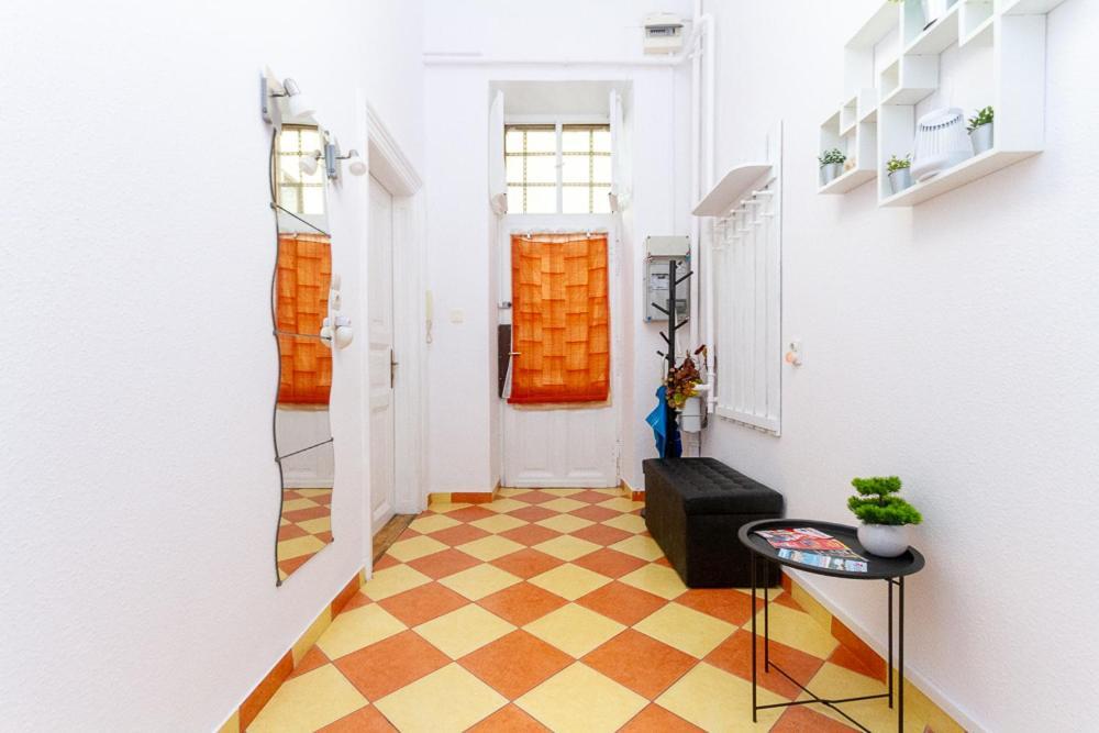 Appartamento Airport Shuttle 3bdr Multibedroom By Nw Budapest