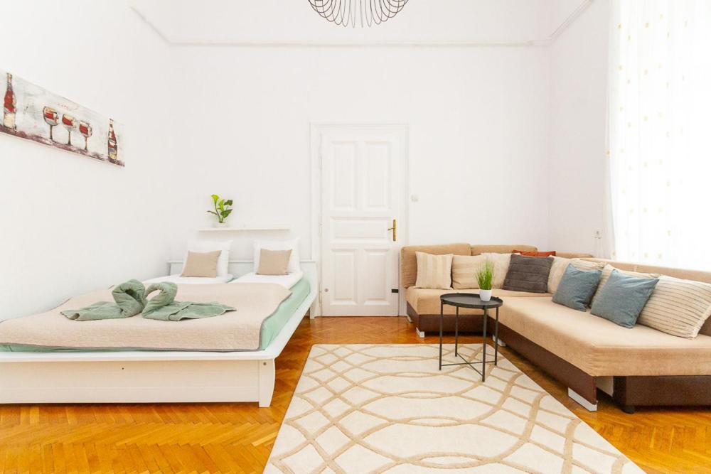 Airport Shuttle 3bdr Multibedroom By Nw Appartamento Budapest