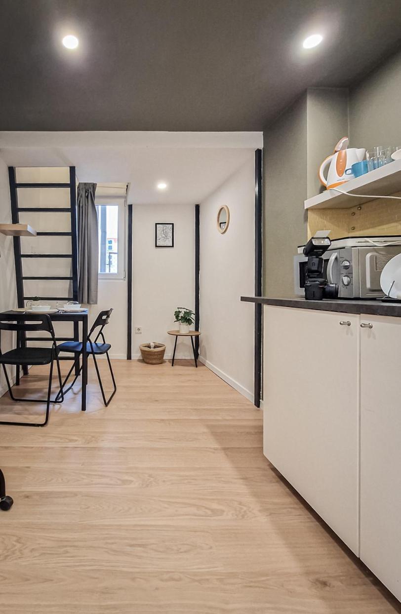 Apartment Red Viking Tiny Budapest