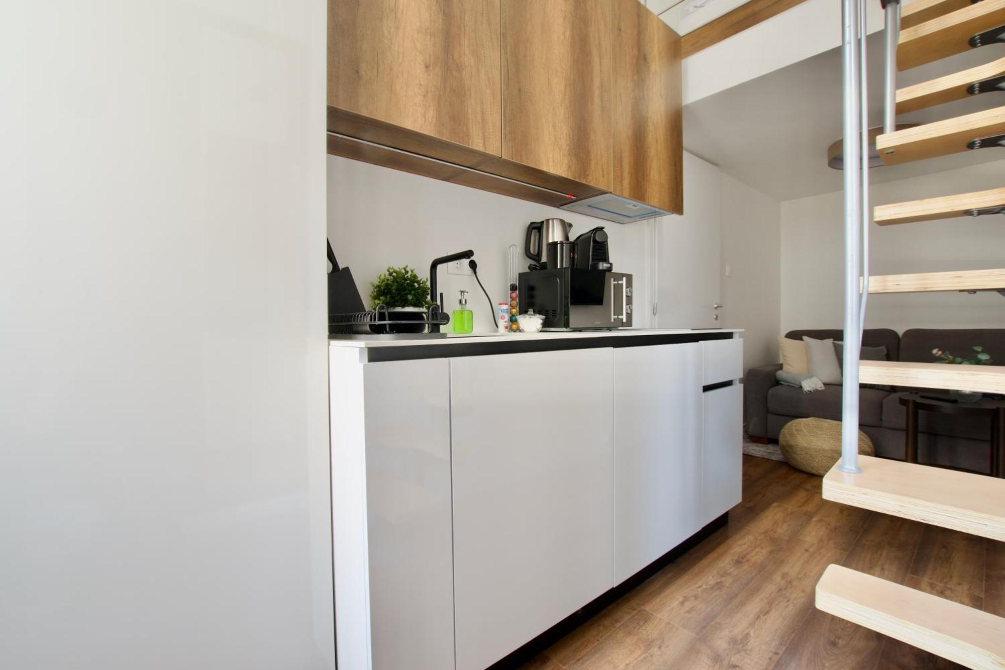 By Hi5- Jozsef Koerut Apartmán Budapest