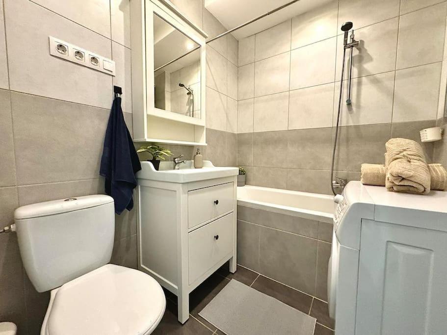 Lujza - Modern Apartment *