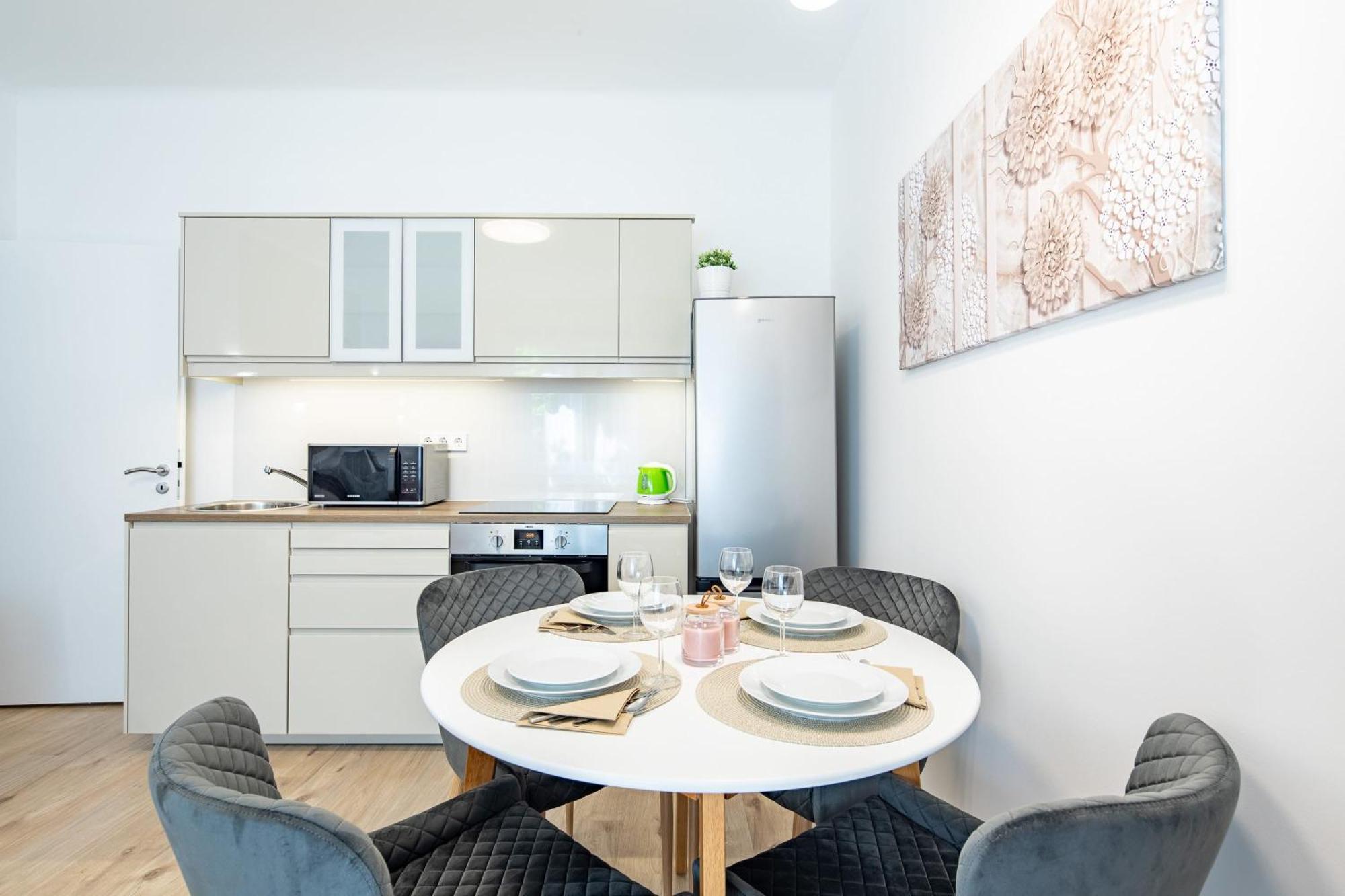 Apartment - Cozy - New
