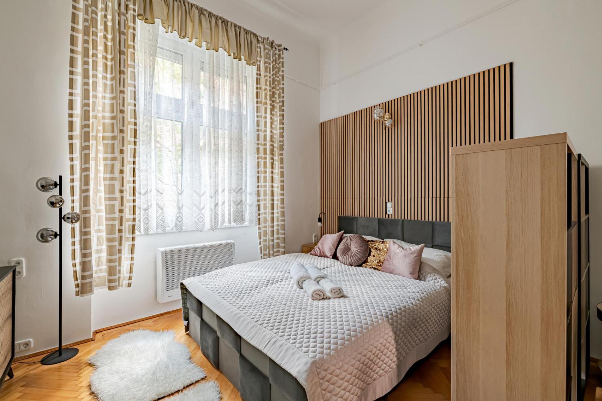 Raday Stylish Flat In The Heart Of Apartment *