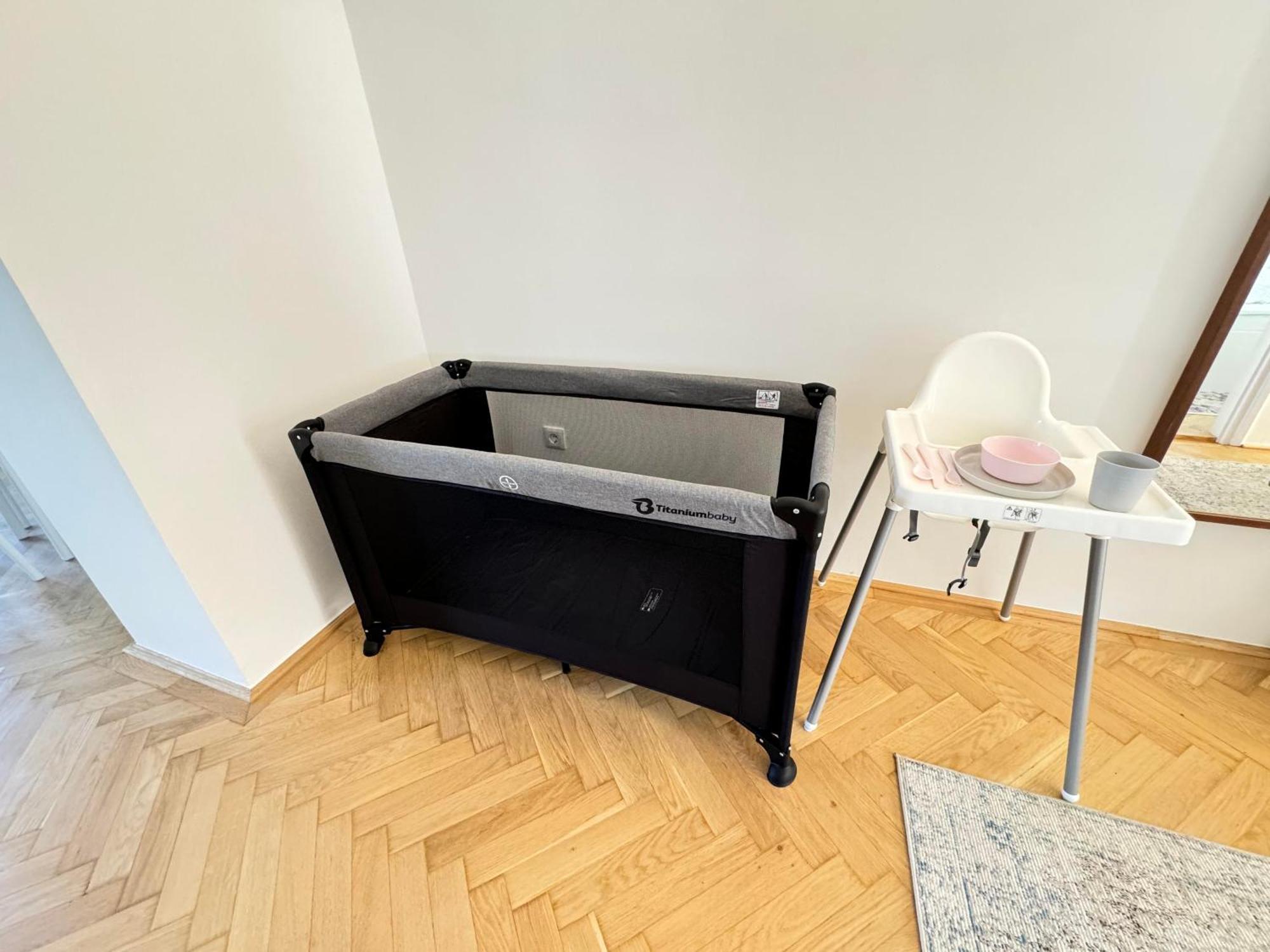 Spacious And Freshly Renovated Budapest