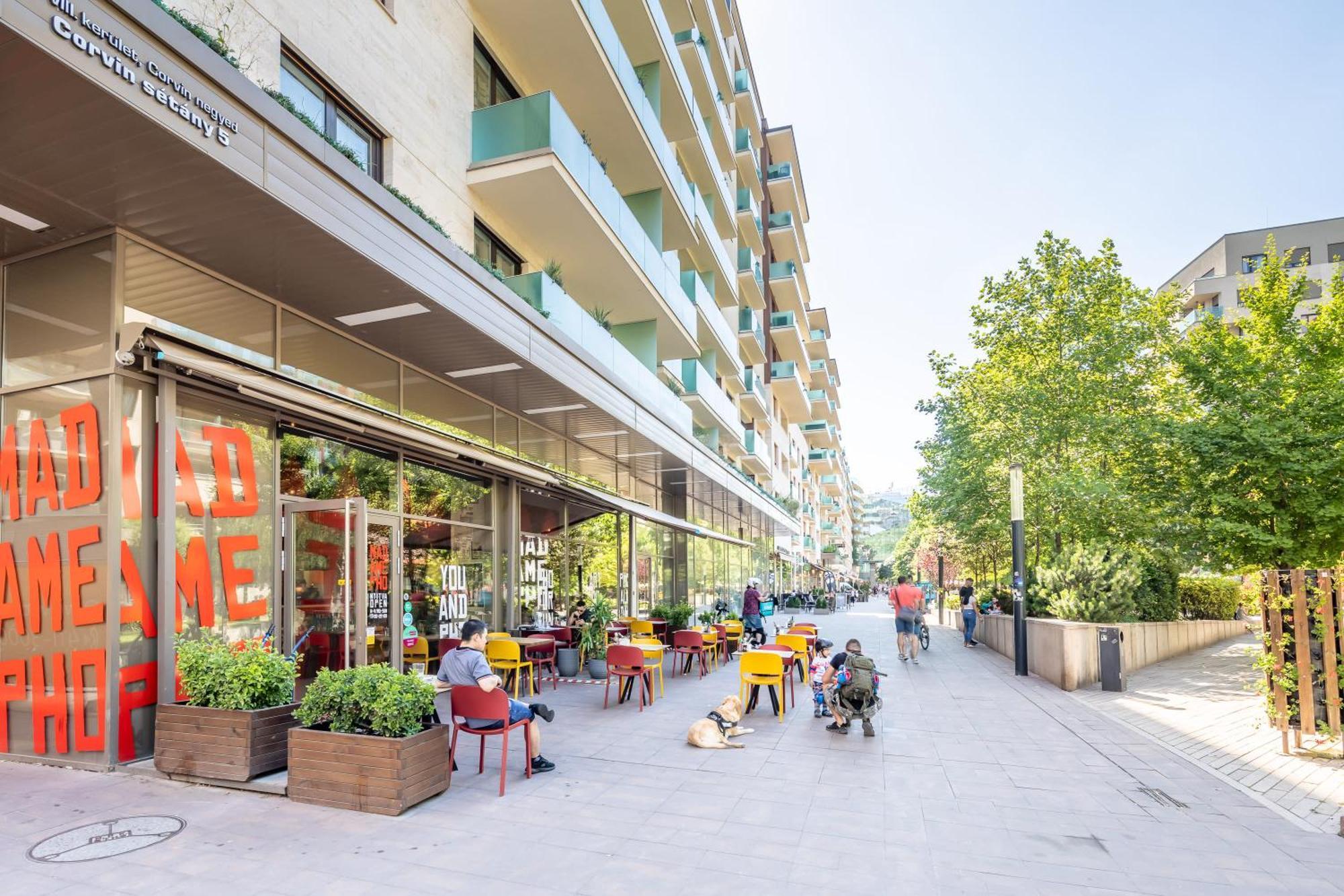 Central - Spacious - Green - Modern Budapest