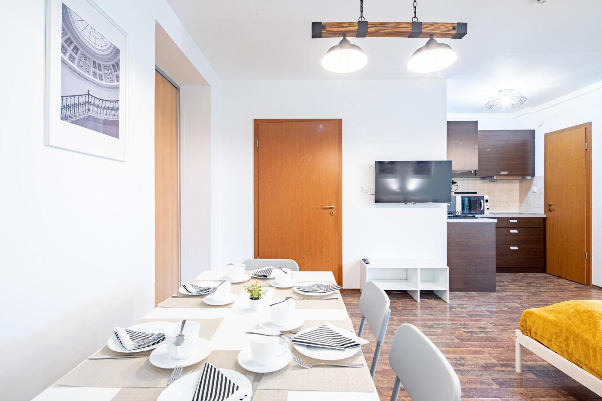 Central - Spacious - Green - Modern * Budapest