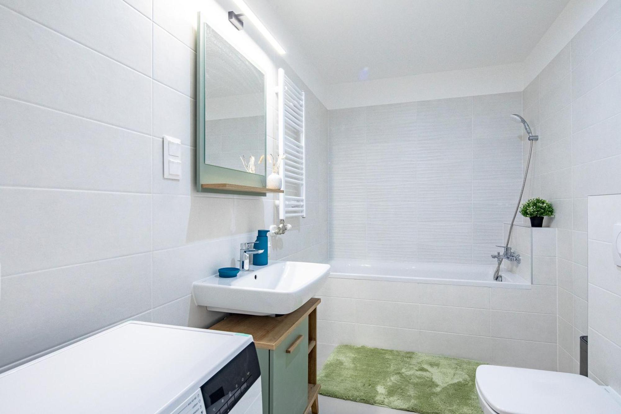 Apartamento - Balcony - Brand New - Sunny