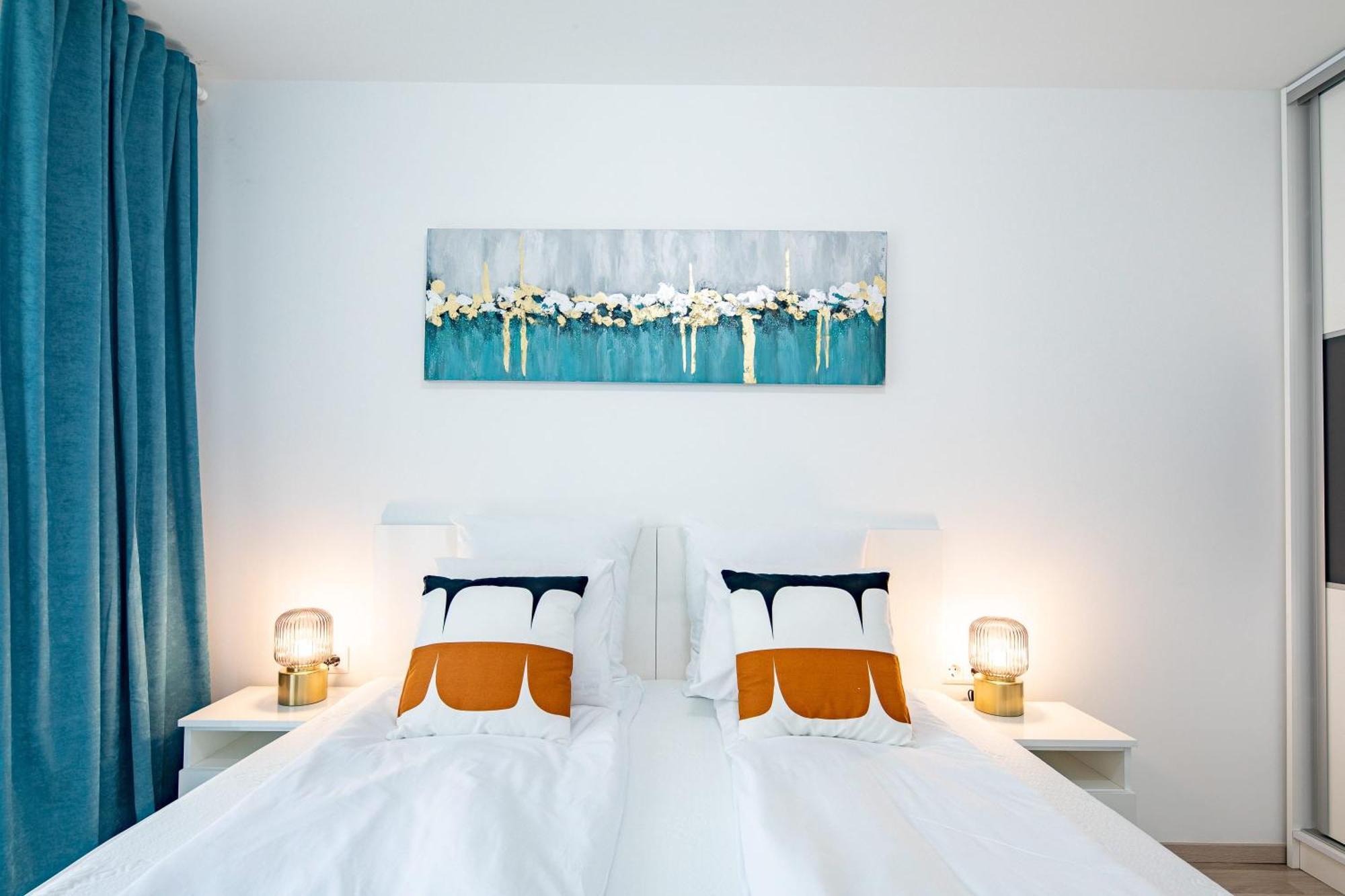 Apartamento - Balcony - Brand New - Sunny