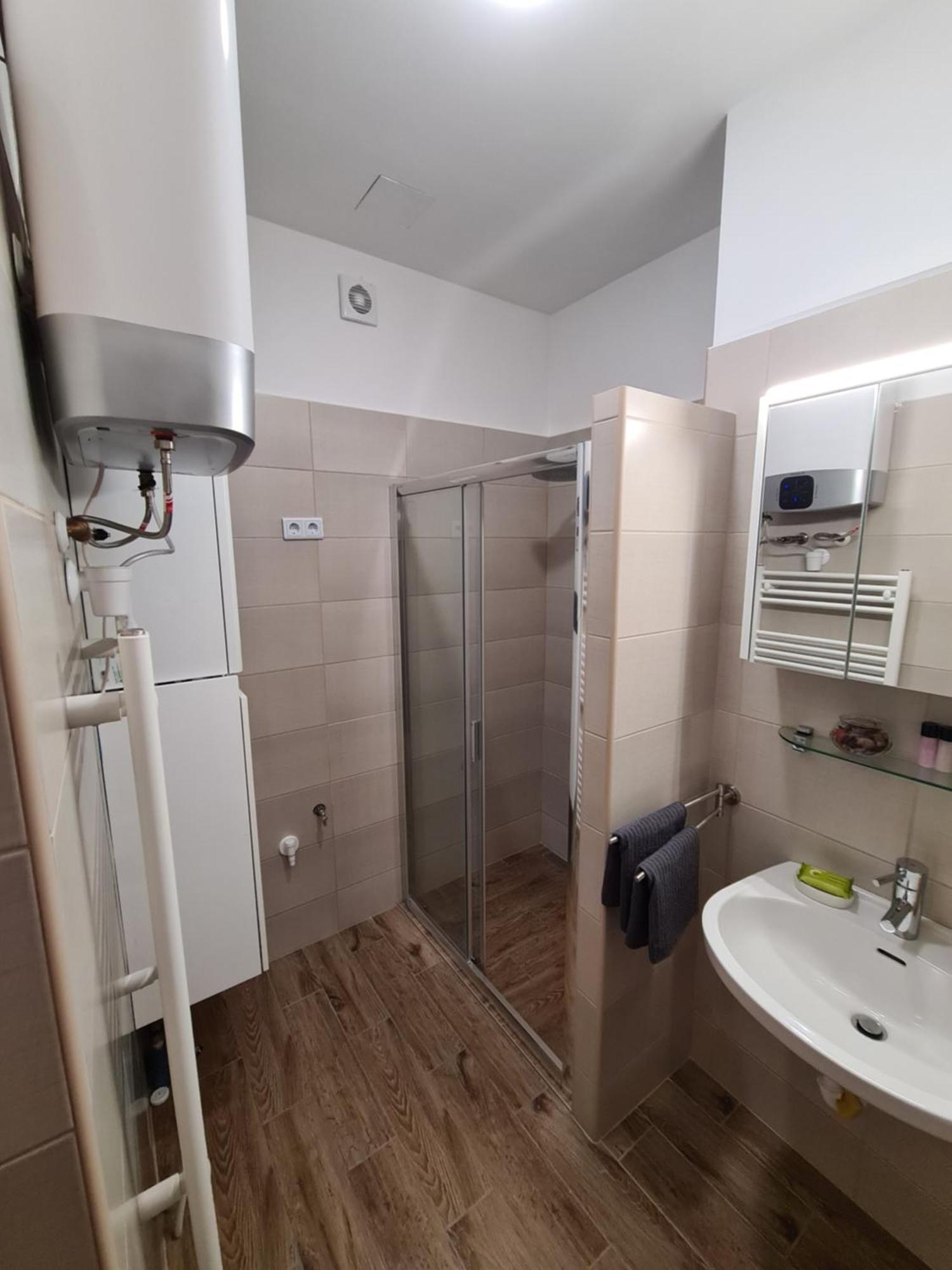 Calvary-1 Apartamento