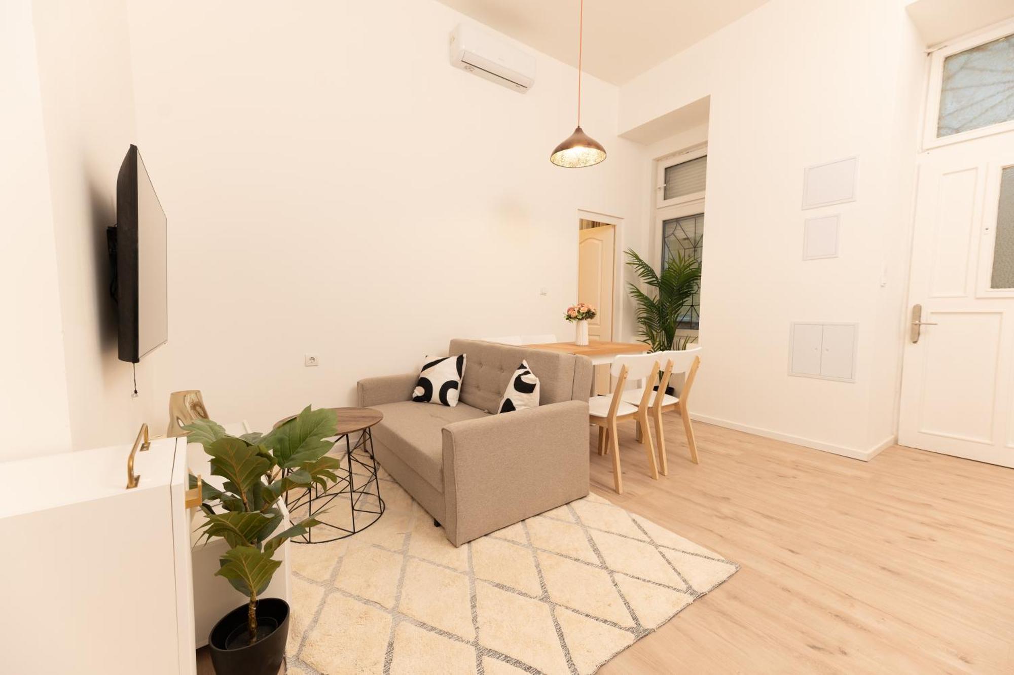 Apartment Superior N' Cozy Mozsar 6 In The Heart Of