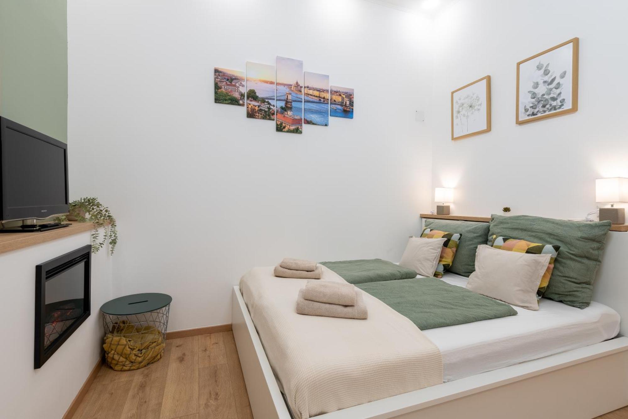 Cozy Vibes K106 By B&z Budapest