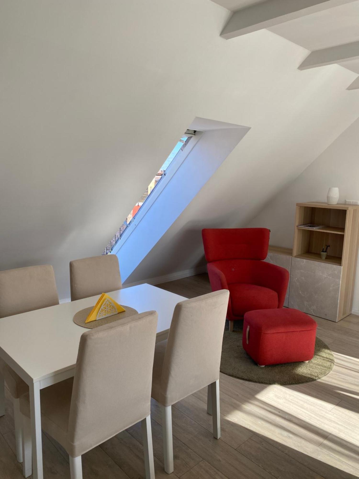 R77 Downtown - Penthouse Apartment Budapest