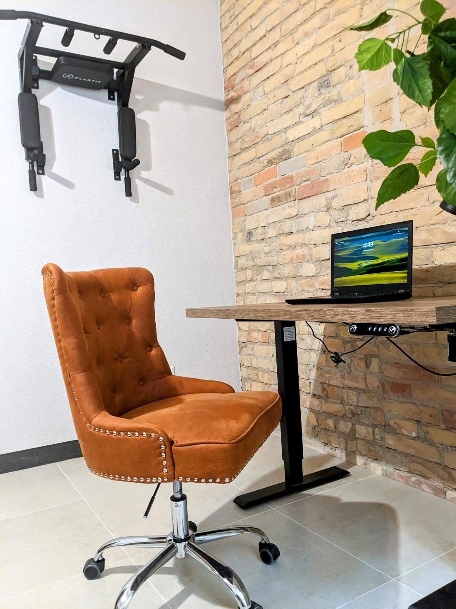 O 38 Luxe Loft Apartment *