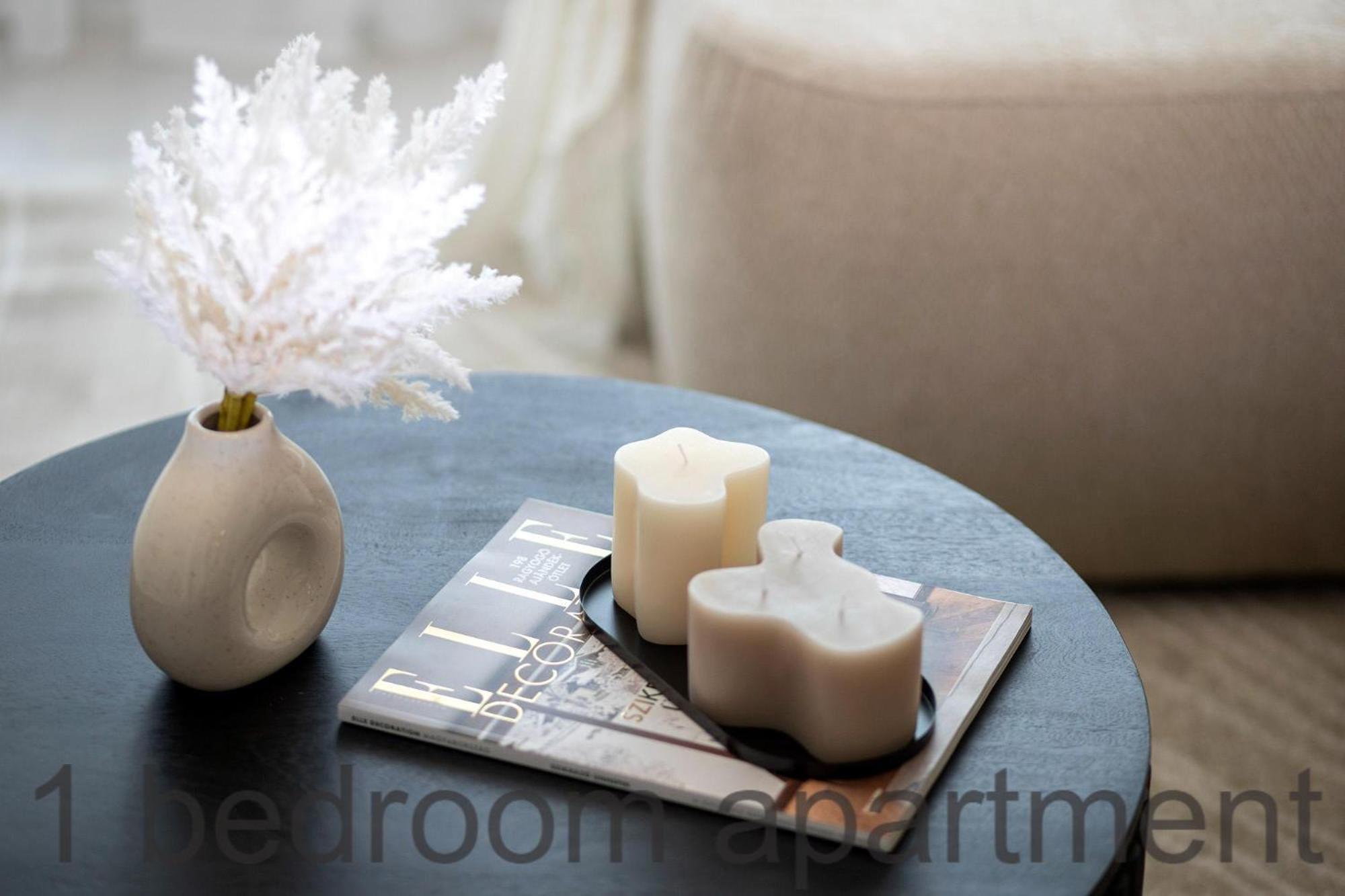 Buda Side Luxury 3-4-5 Apartment *