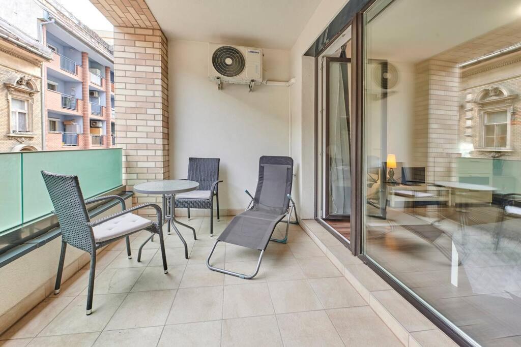 Apartment Balcony Centropolitan W Ac By Nw Budapest