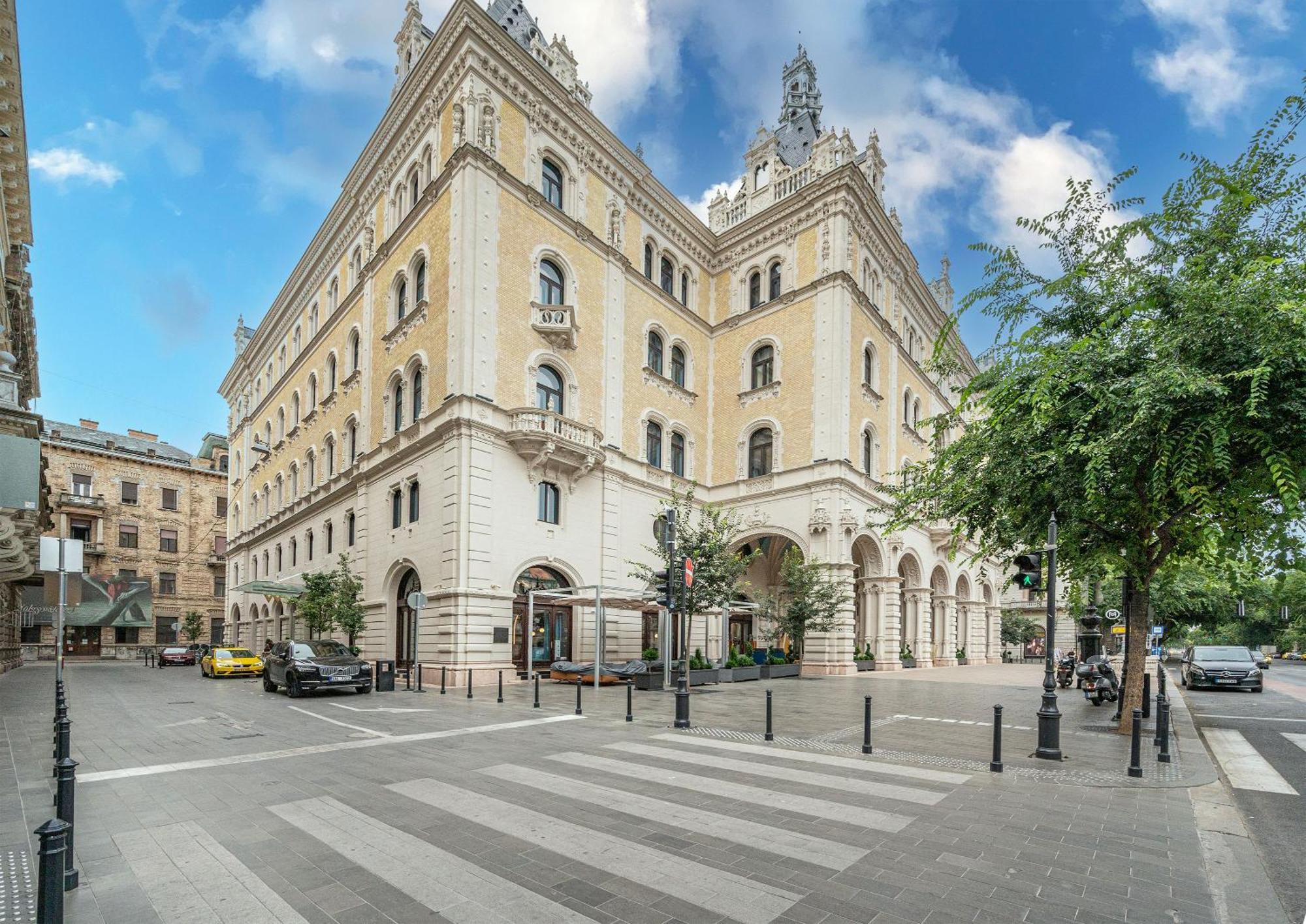Andrassy 28, Next To Opera, Parking * Budapest
