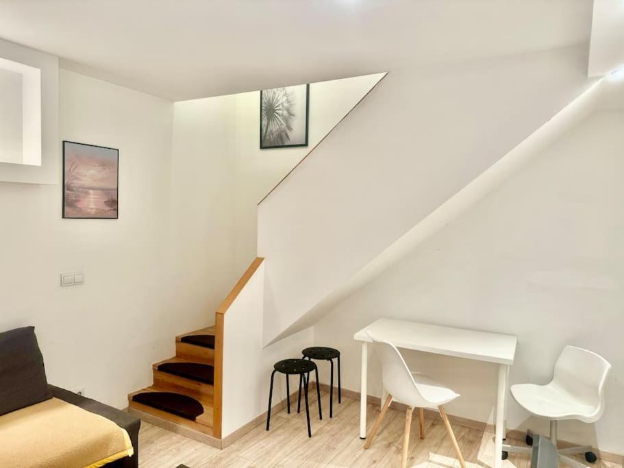 Appartement R8 2br Free Parking Budapest