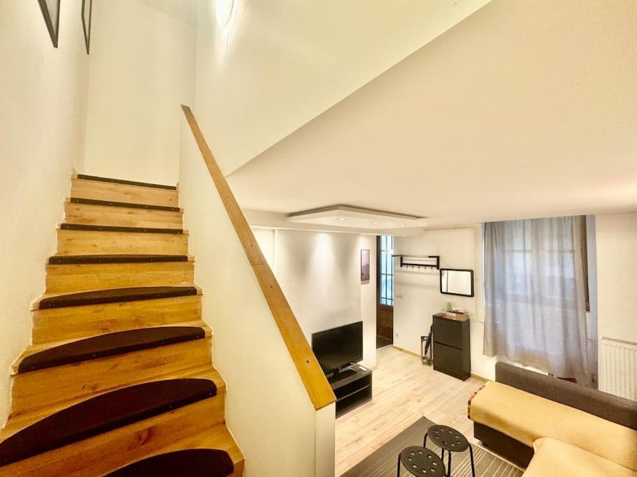 R8 2br Free Parking * Budapest