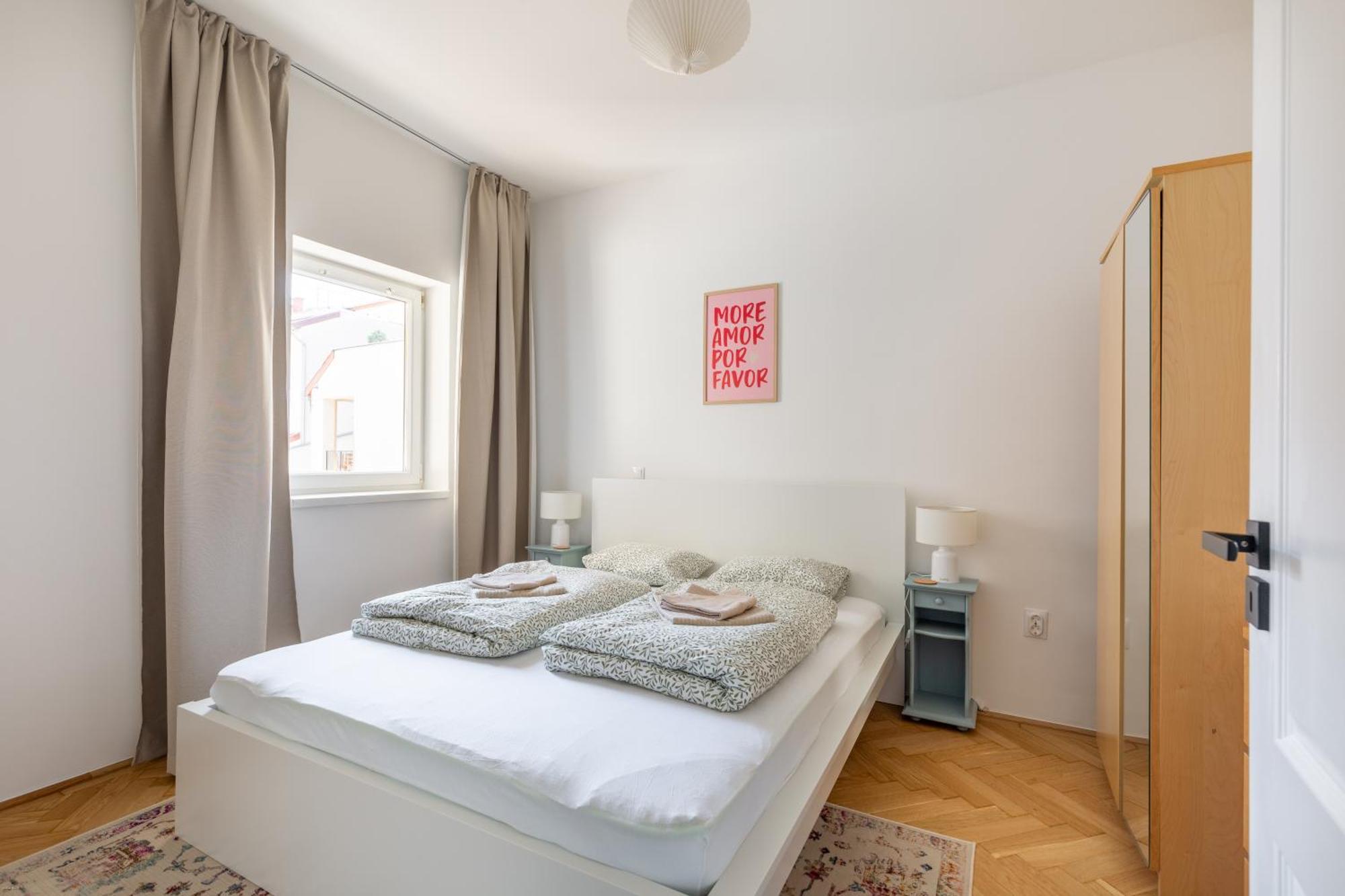 Spacious And Freshly Renovated