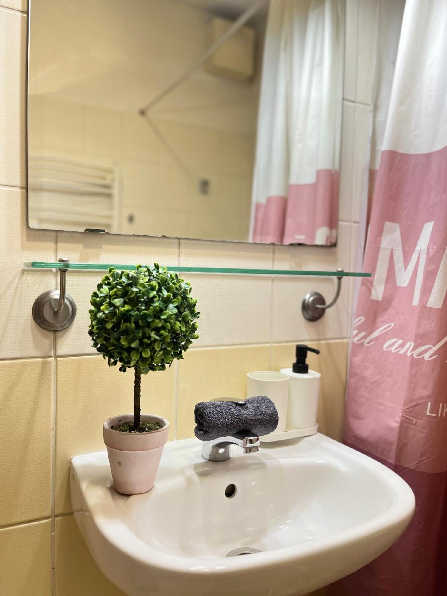 Nearby Keleti Station Appartement *