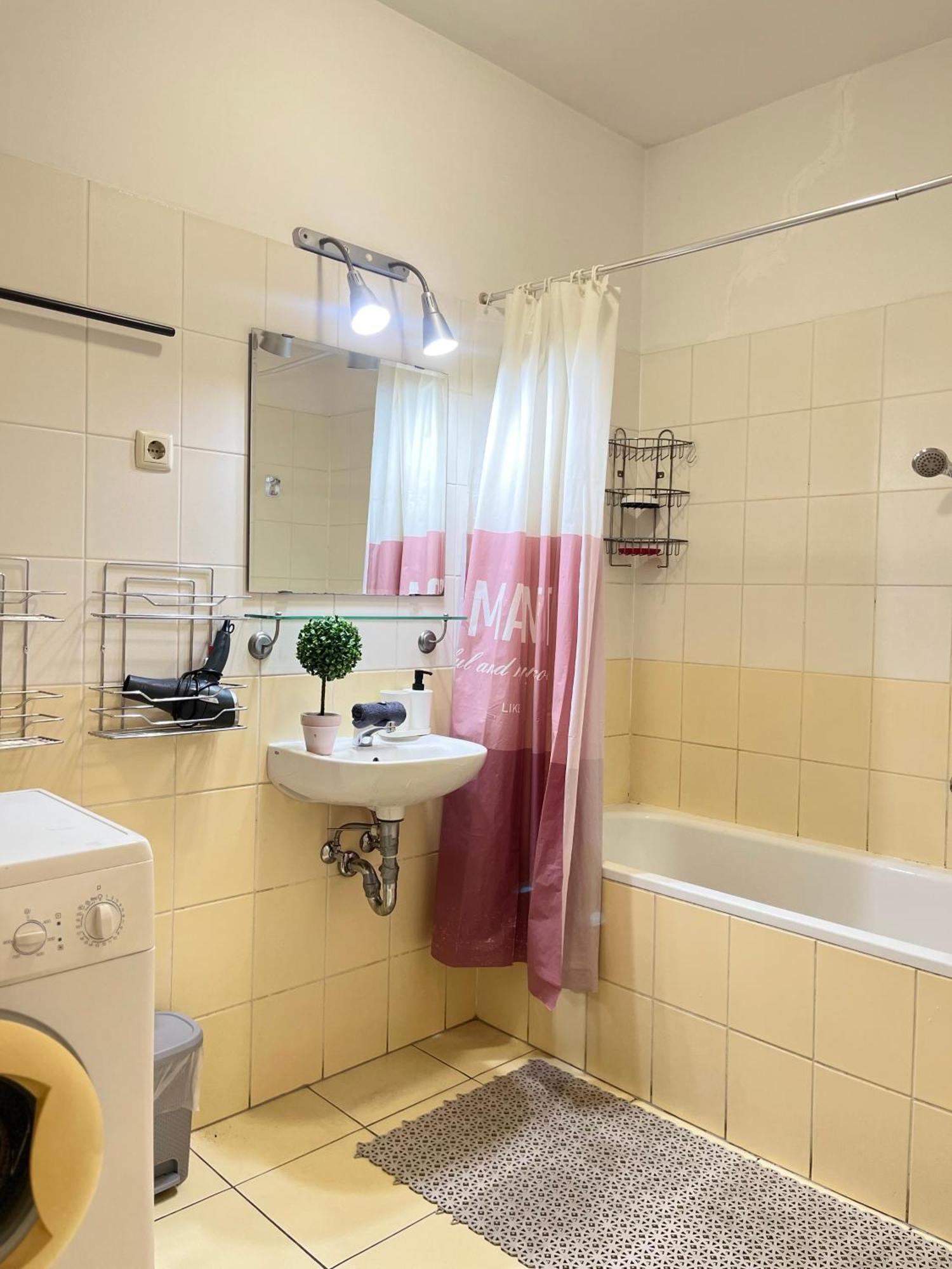 Nearby Keleti Station Appartement