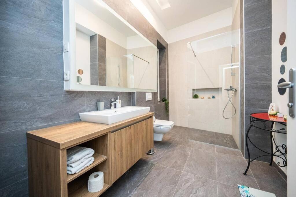Appartamento Luxury 2bdr In