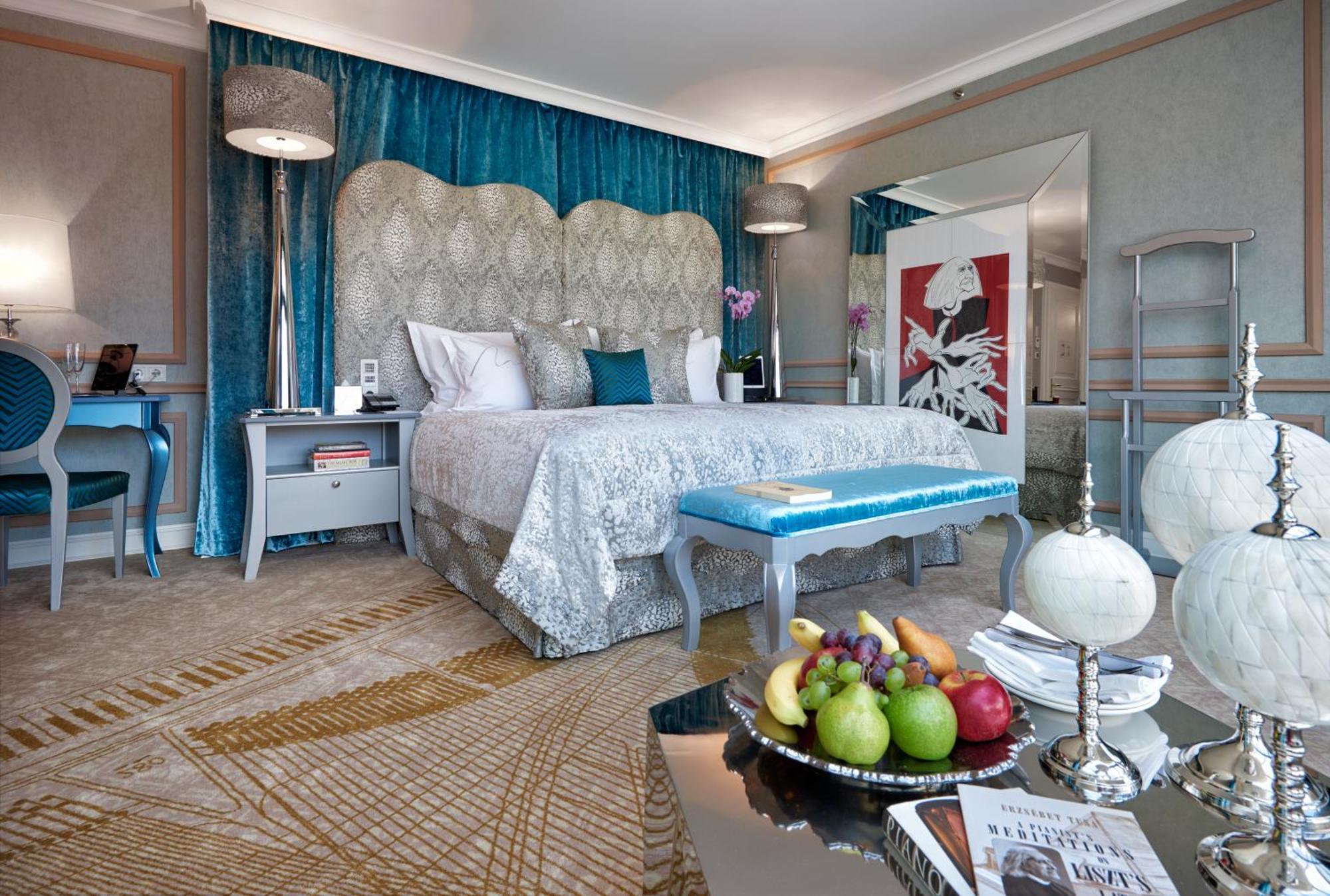 Aria By Library Collection 5*