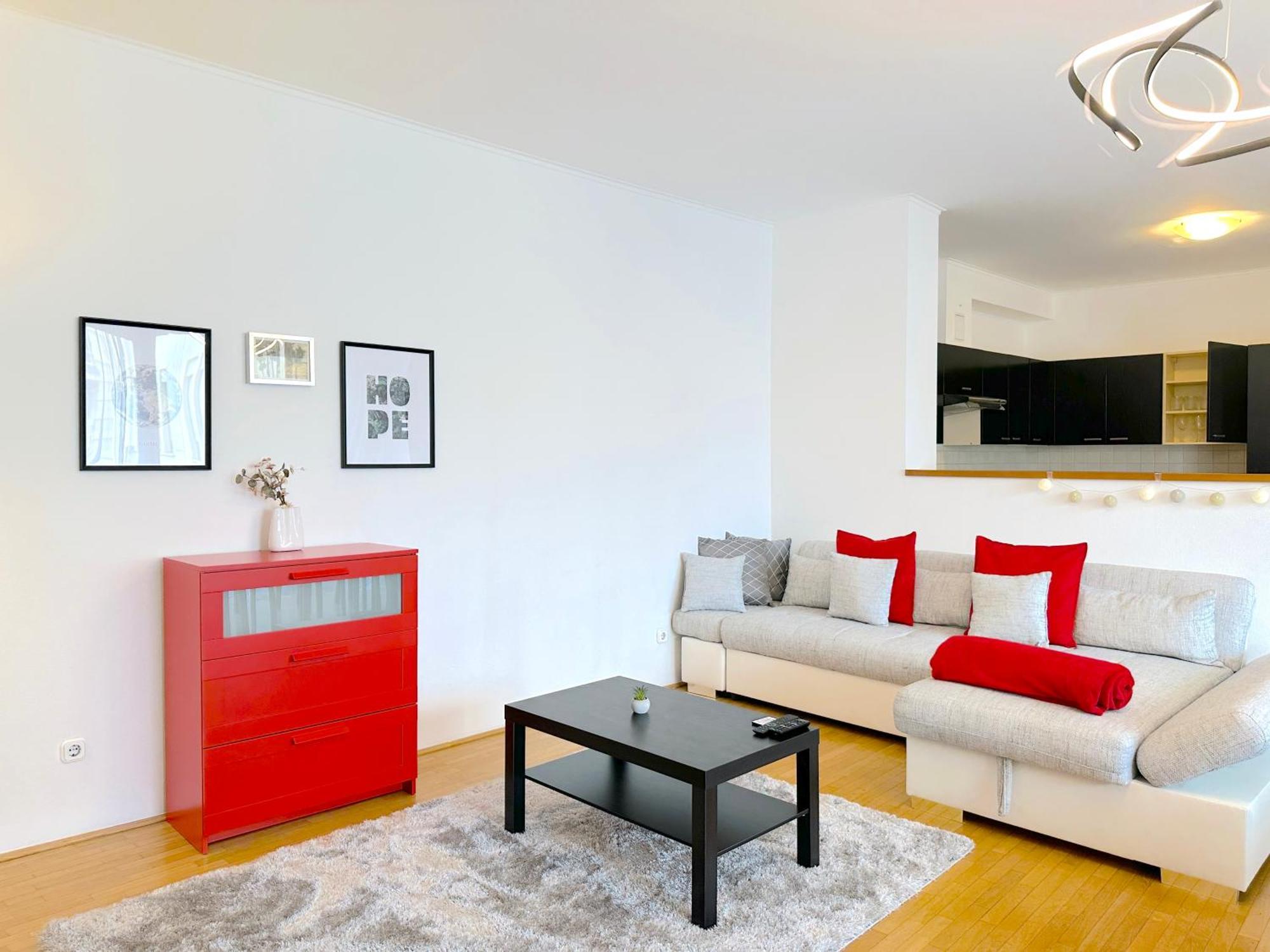 Spacious 3-bedroom With Balcony & Free Parking Apartment