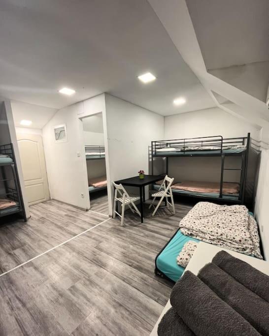 Stag & Party Travelers Flat Appartamento