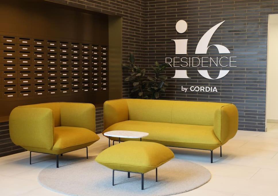 Illes Residence-cosy Central Flat Apartment