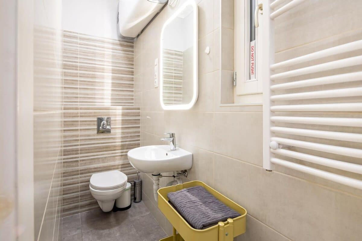 Very - Easy Use - Air Con Apartman *