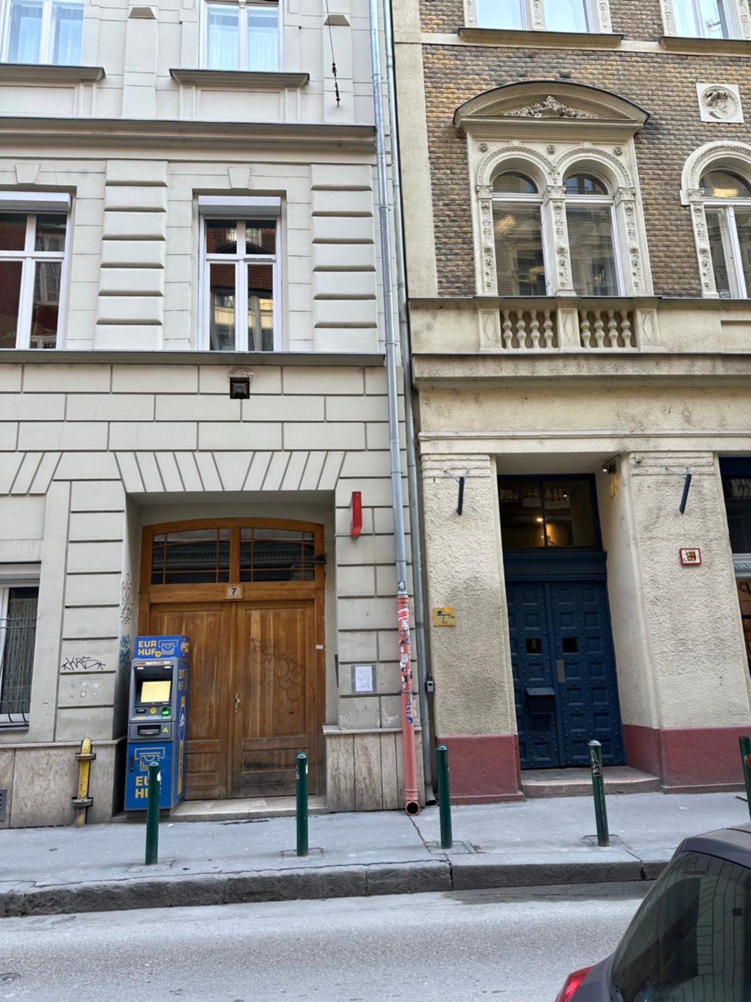 Apartman Peony Szekely Mihaly - Free Garage