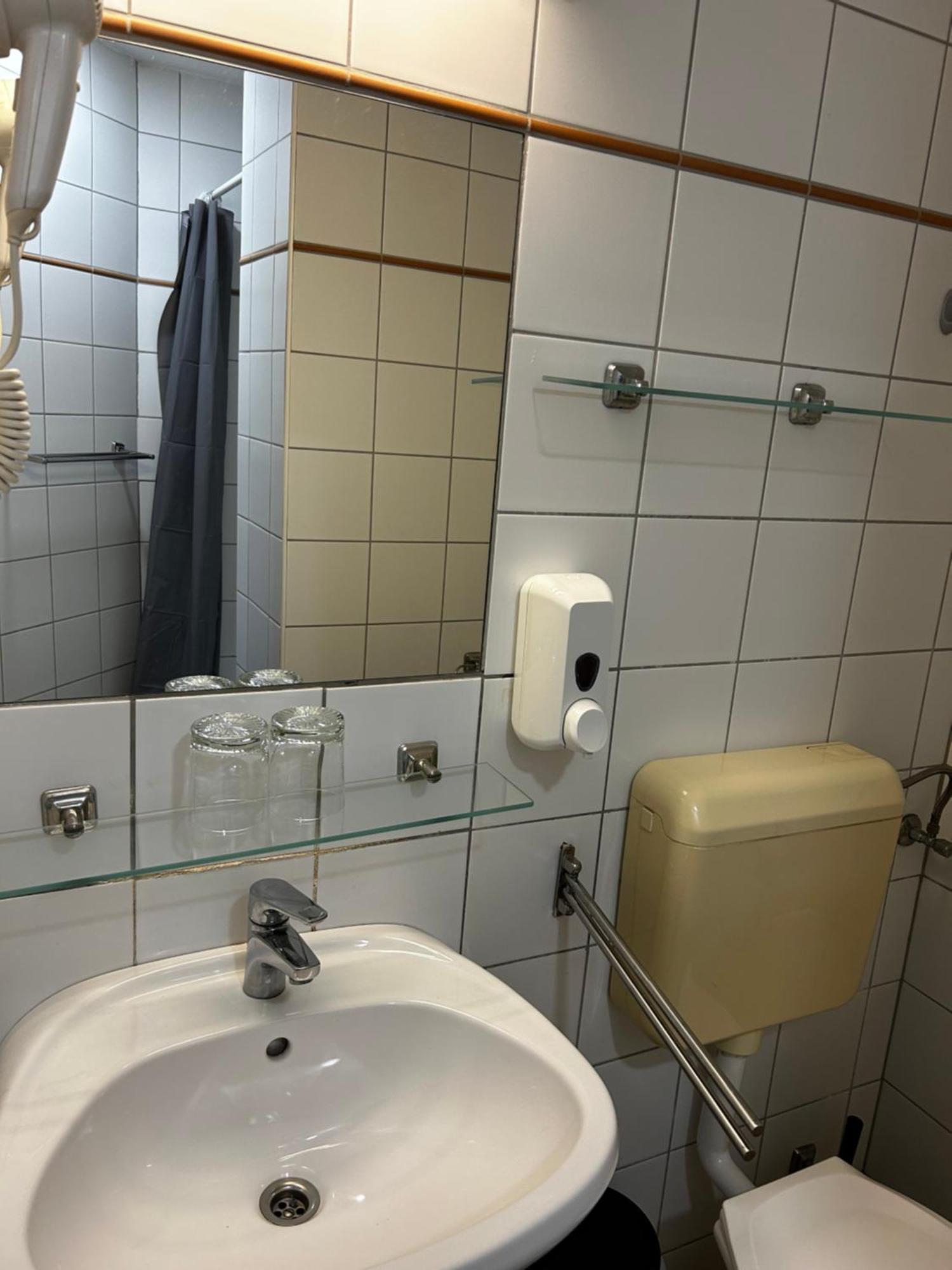 Budget Hotel 2*