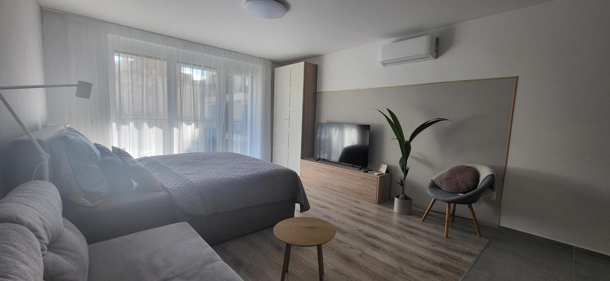 River Living Apartment