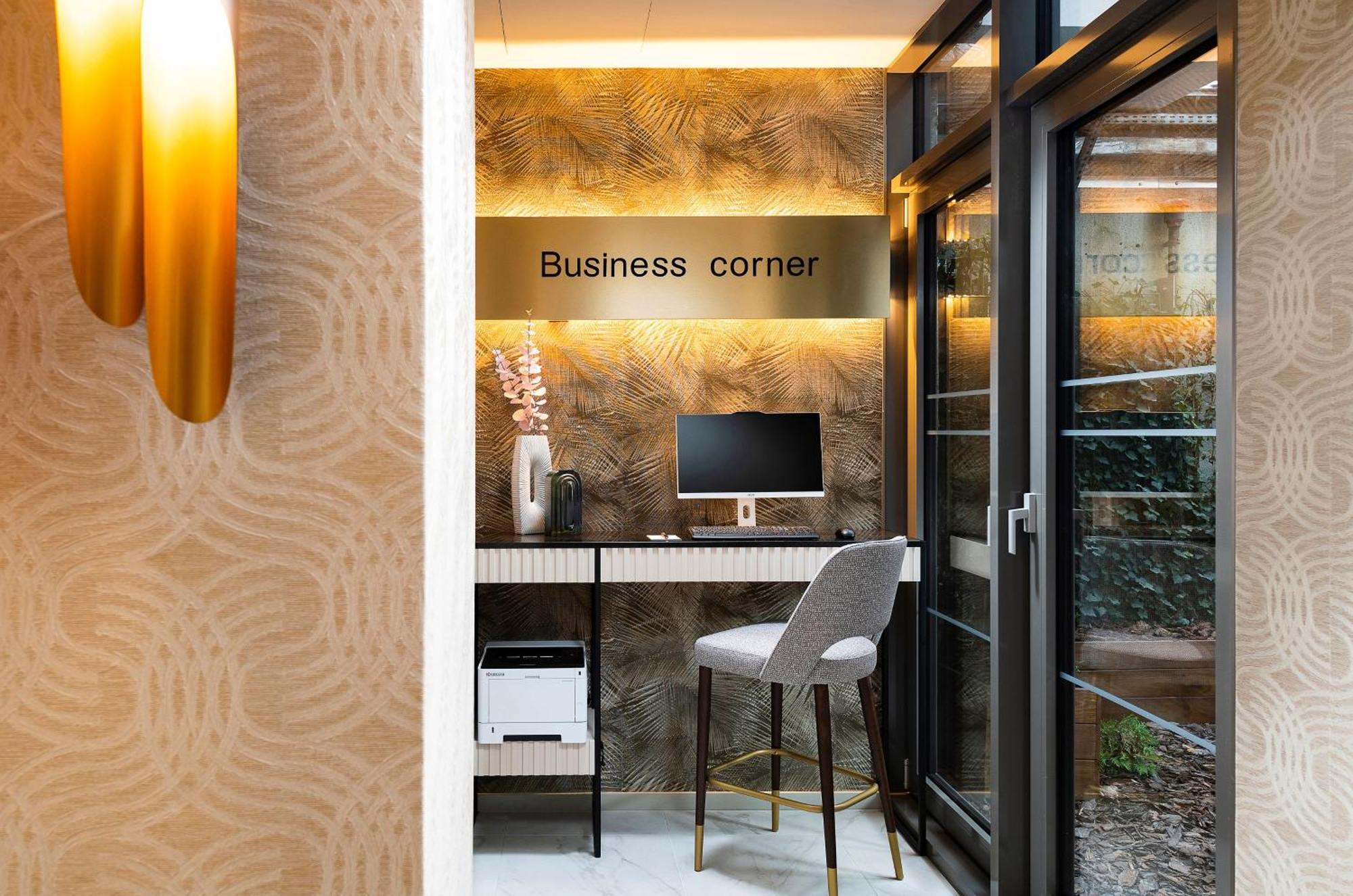 Three Corners Avenue Hotel Budapest