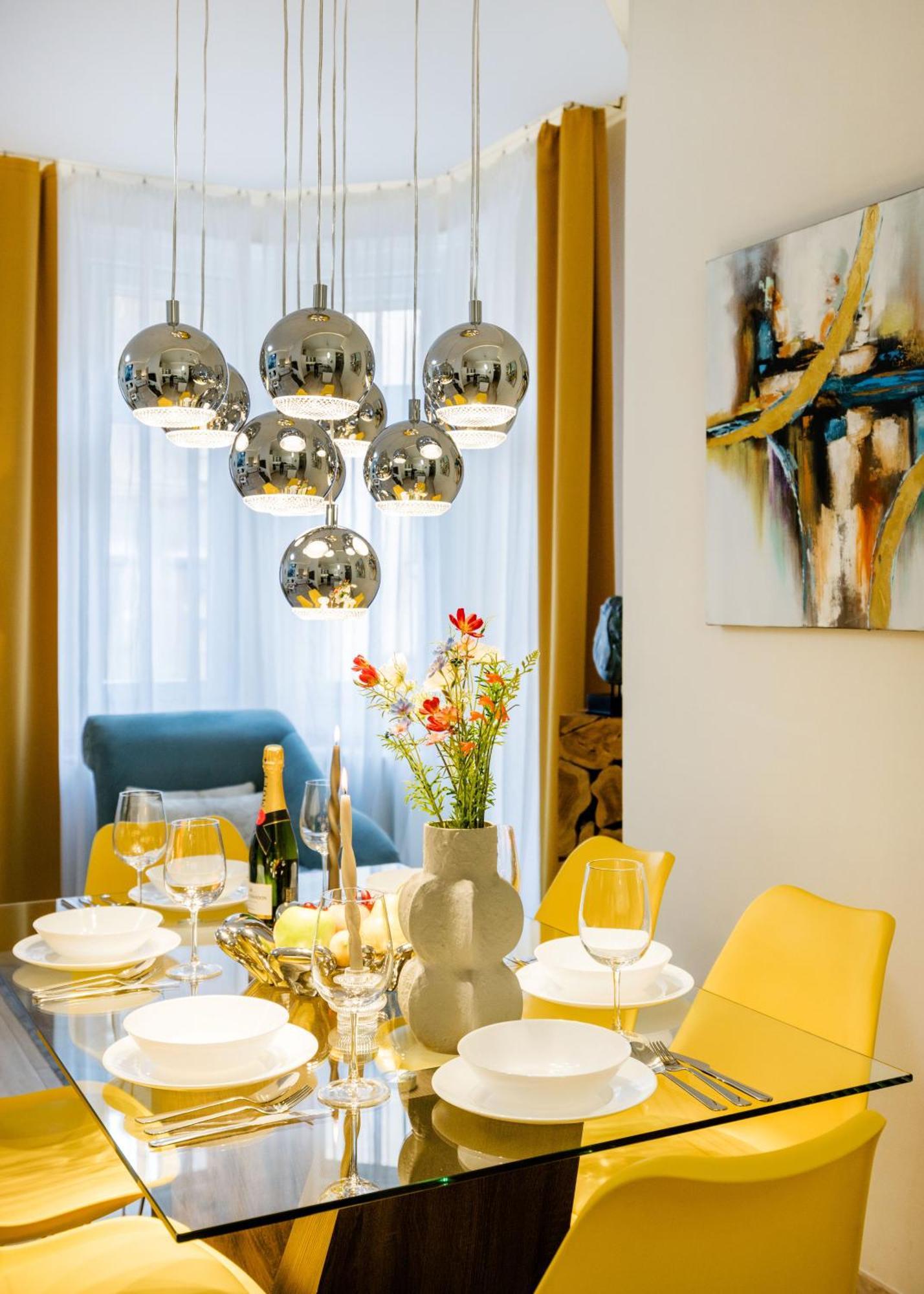 Designer Luxury Next To Dohany Synagogue With Balcony * Budapest