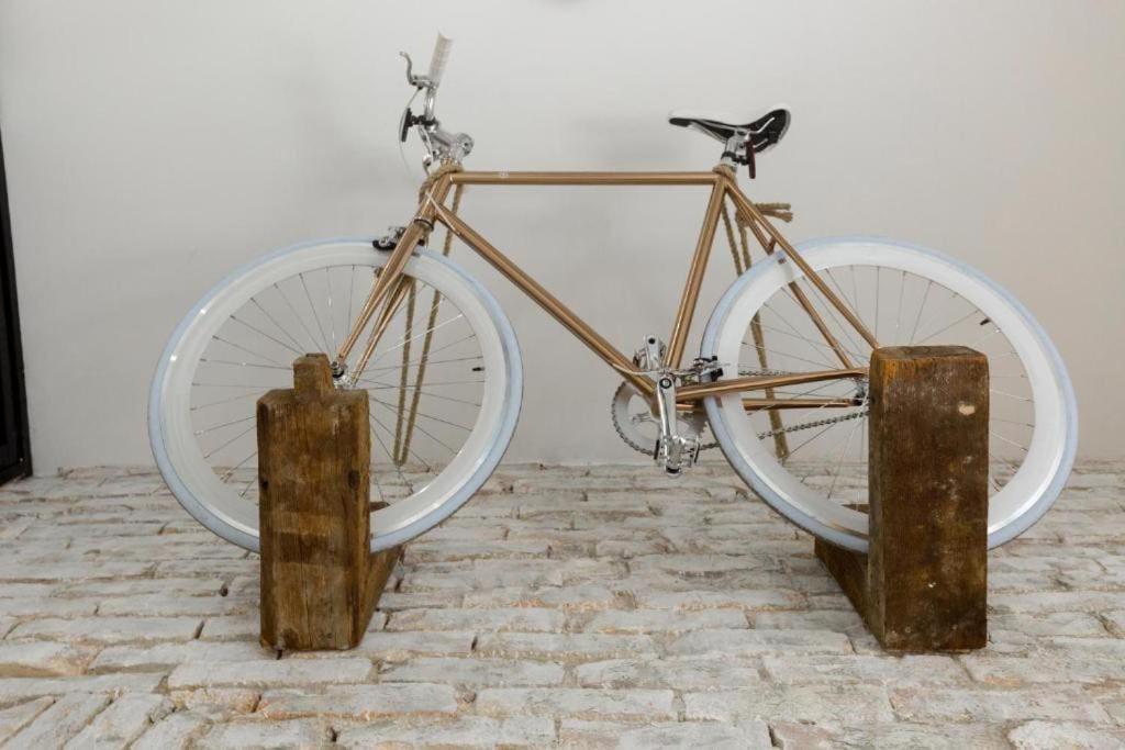Appartement Vintage Vibe: Your Escape Budapest