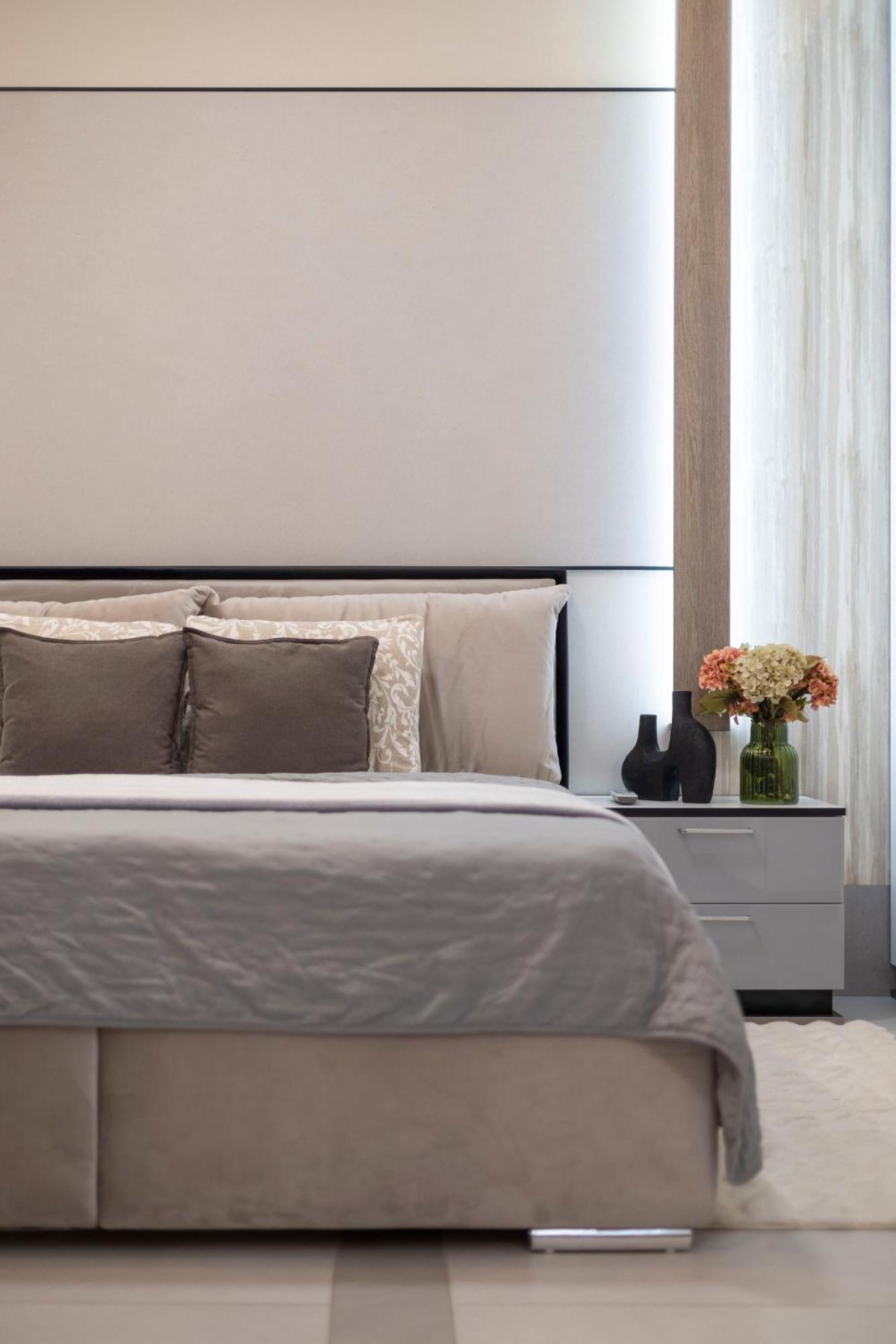 Luxurious High-end Grand On The St Stephen Road