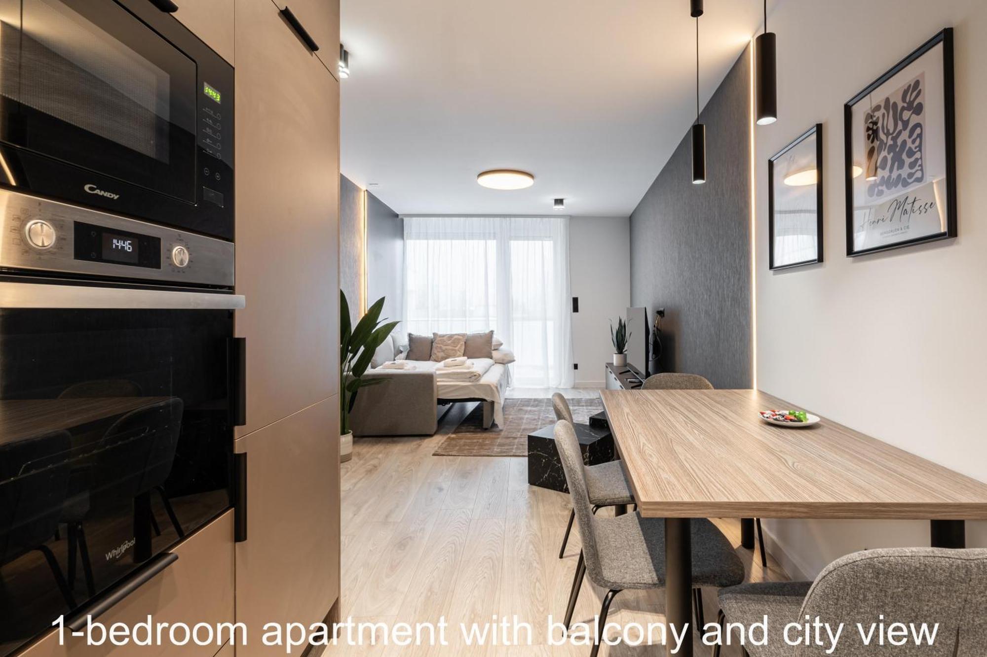 Buda Side Luxury 3-4-5 Apartment