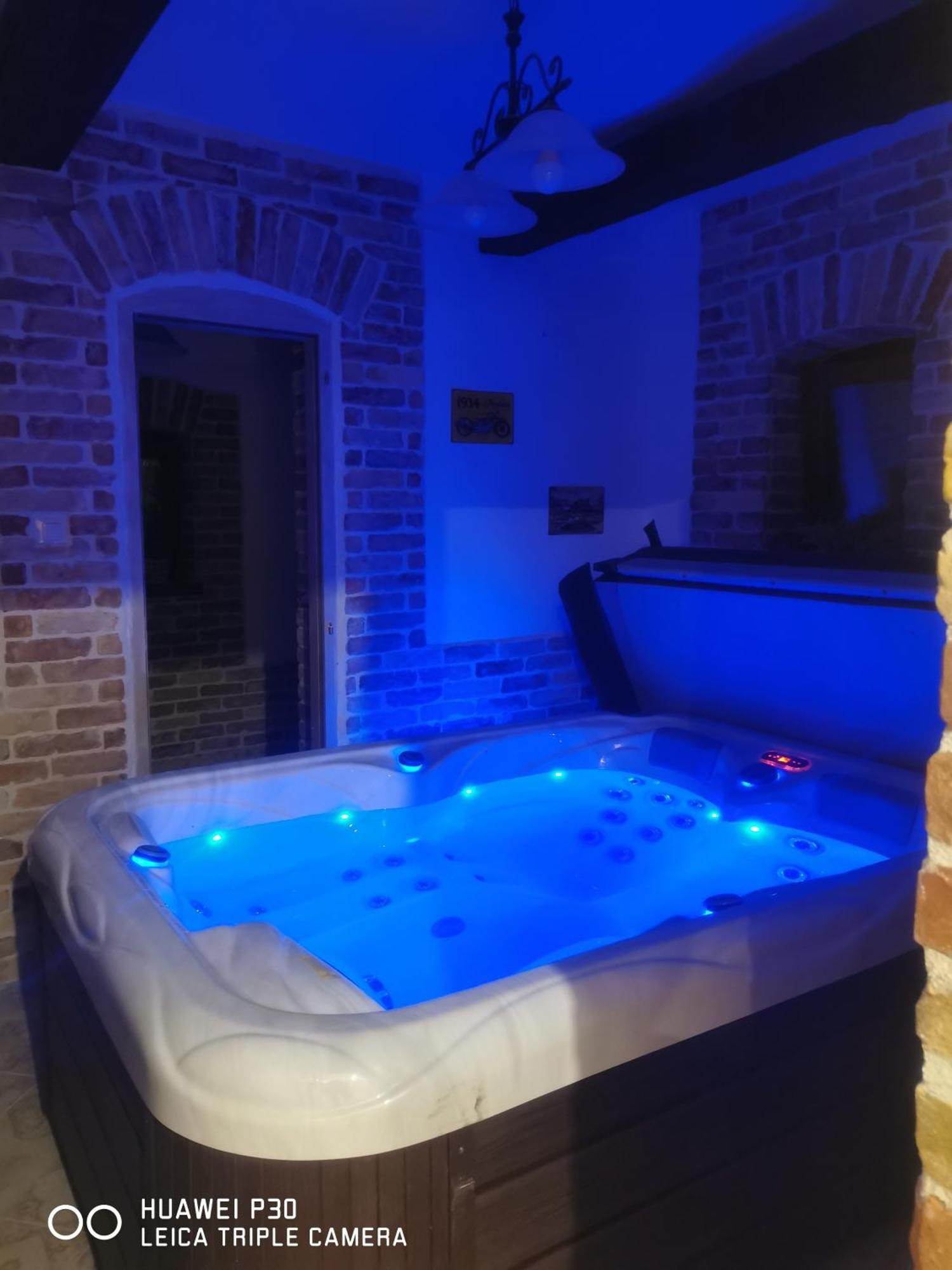 Kuria Private Wellness Apartment *