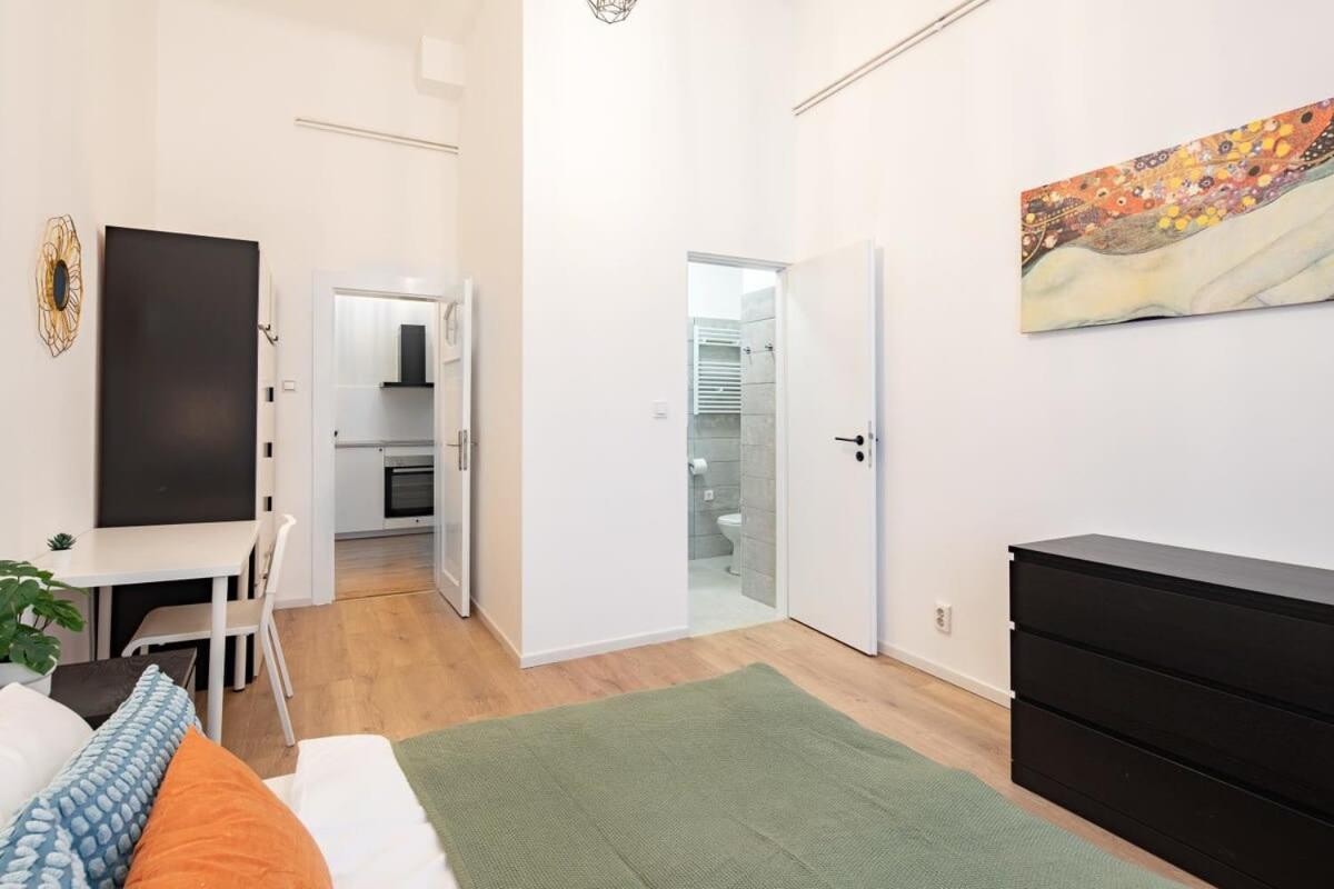 Appartamento - Large - Modern At River *