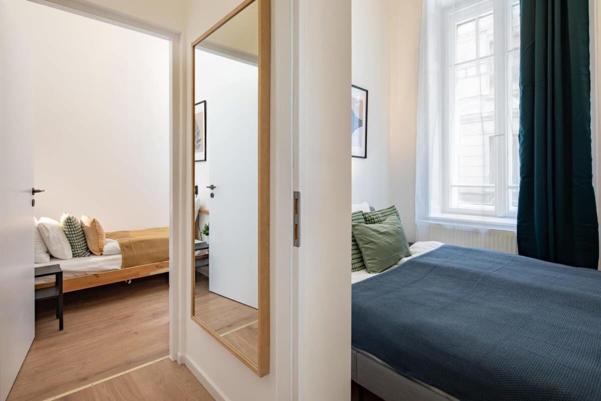 - Large - Modern At River Appartamento