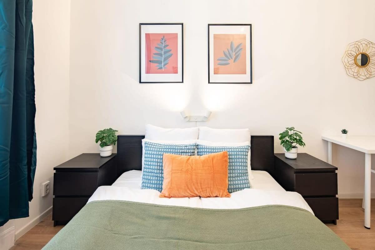 - Large - Modern At River Appartamento