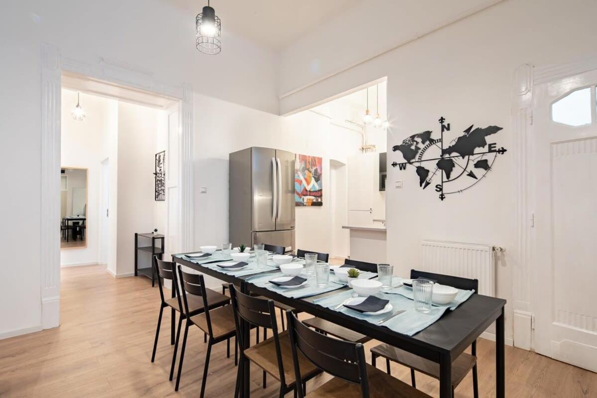 - Large - Modern At River Appartamento