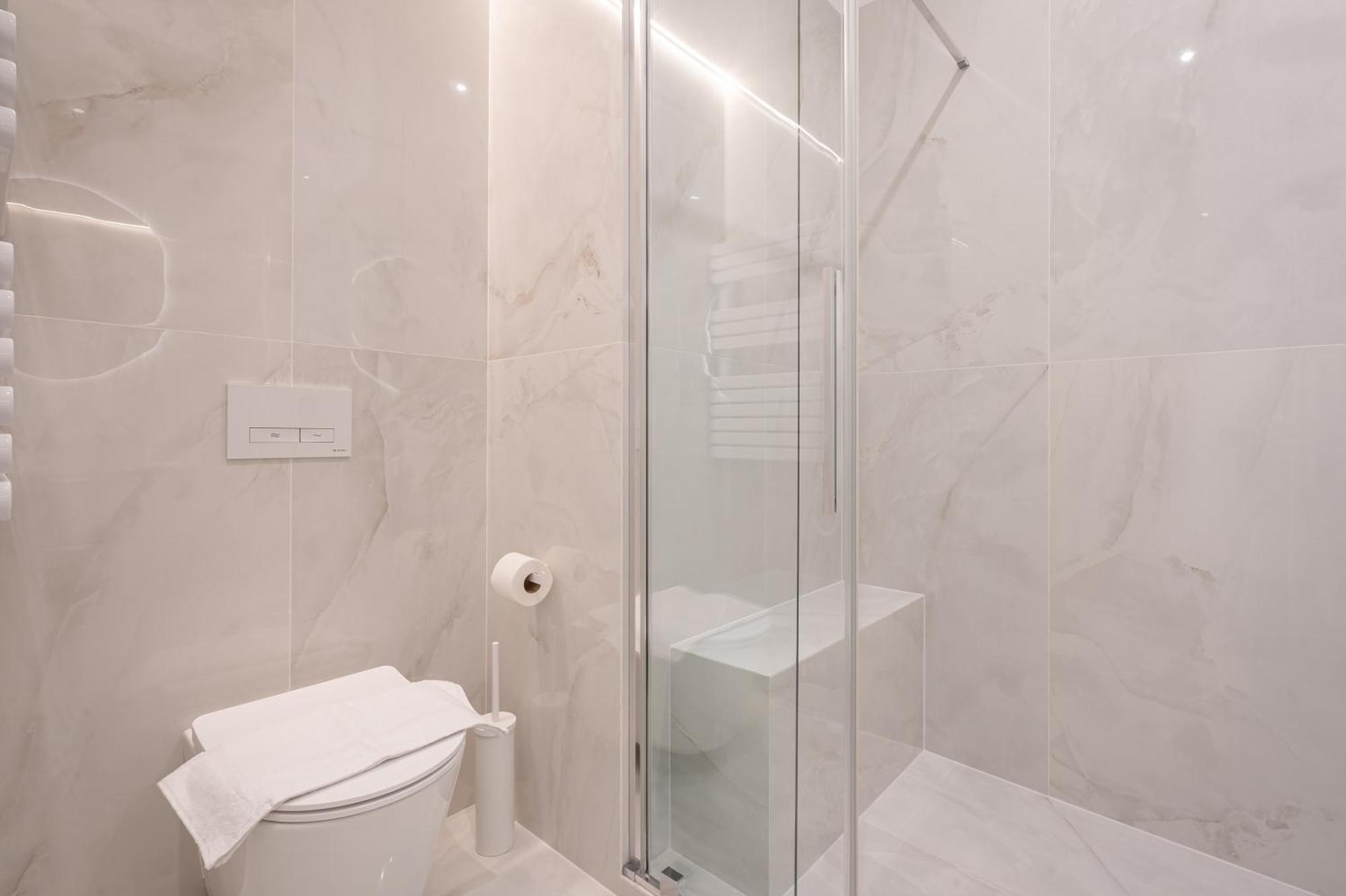 W8 - Wesselenyi Stylish - Location By Bqa Apartamento *
