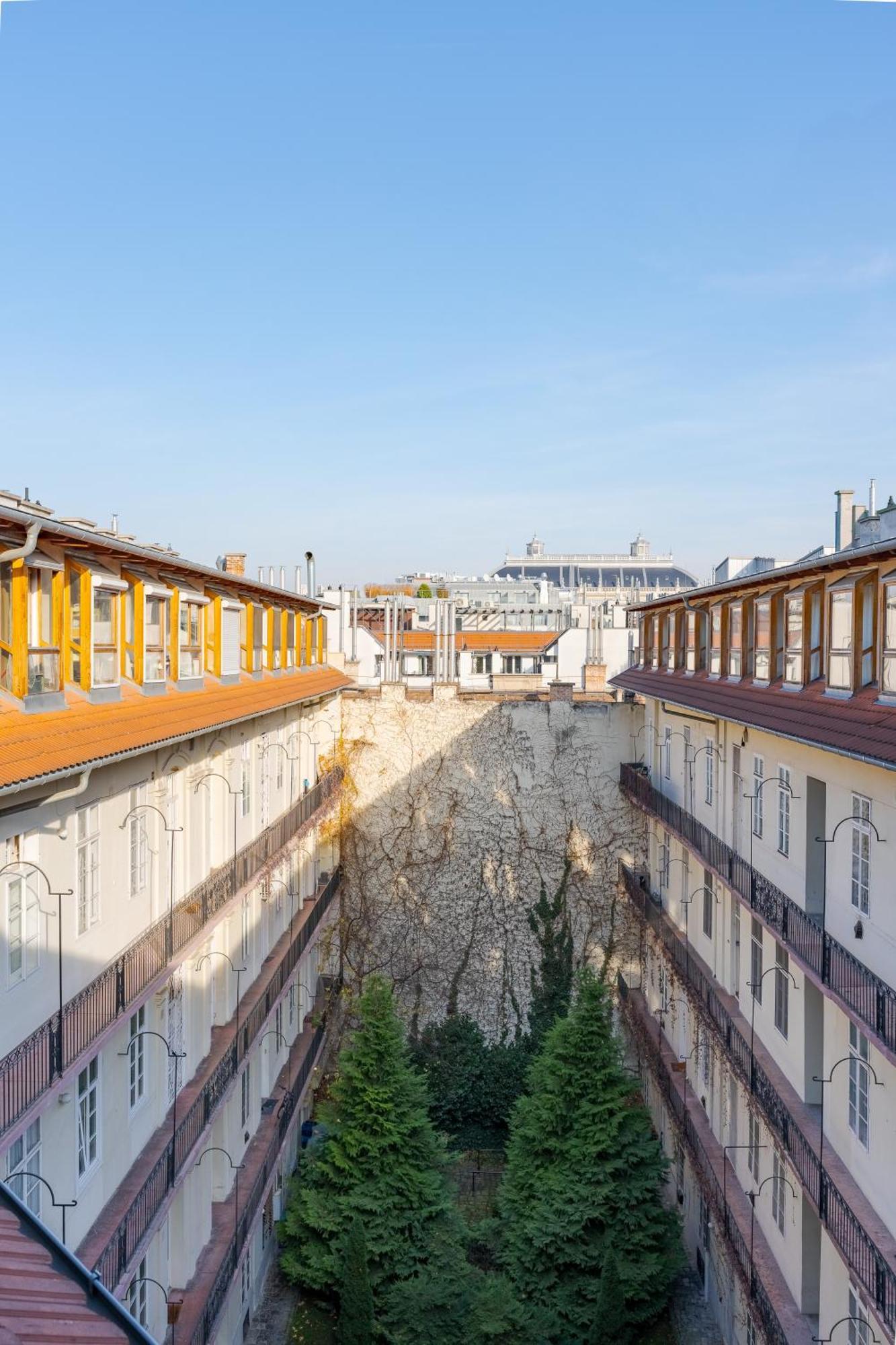 Courtyard By The Basilica Appartamento