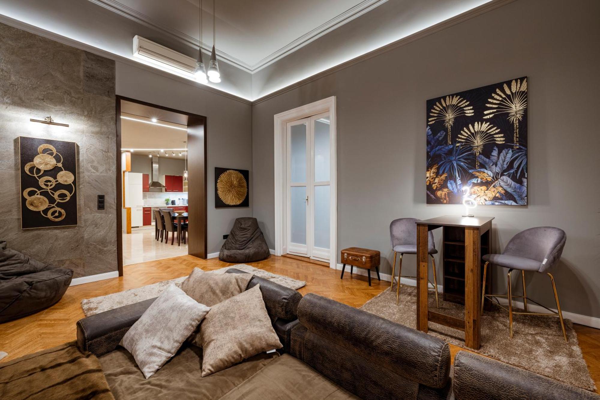 Apartmán Andrassy Avenue 24 De Lux